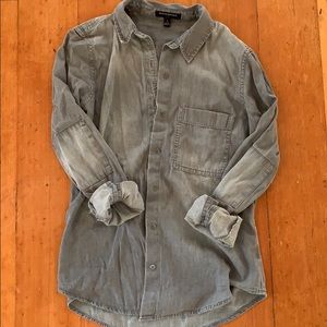 Banana Republic Gray Button Down Shirt